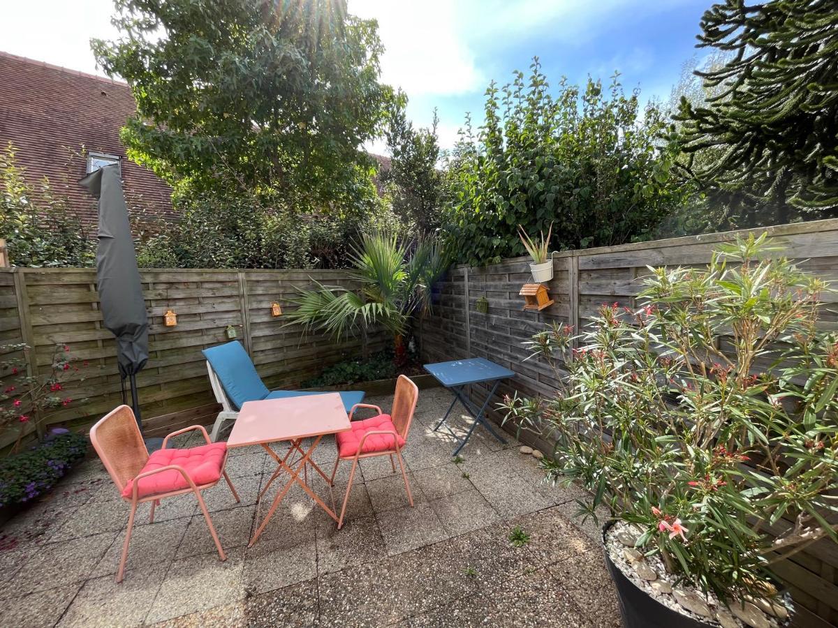Maison Calme Avec Terrasse - Calypso Ouistreham Bagian luar foto