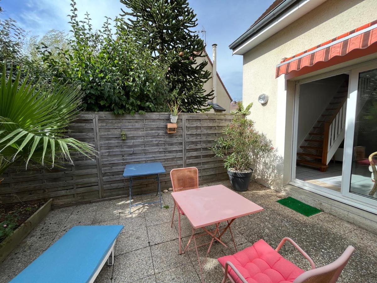 Maison Calme Avec Terrasse - Calypso Ouistreham Bagian luar foto